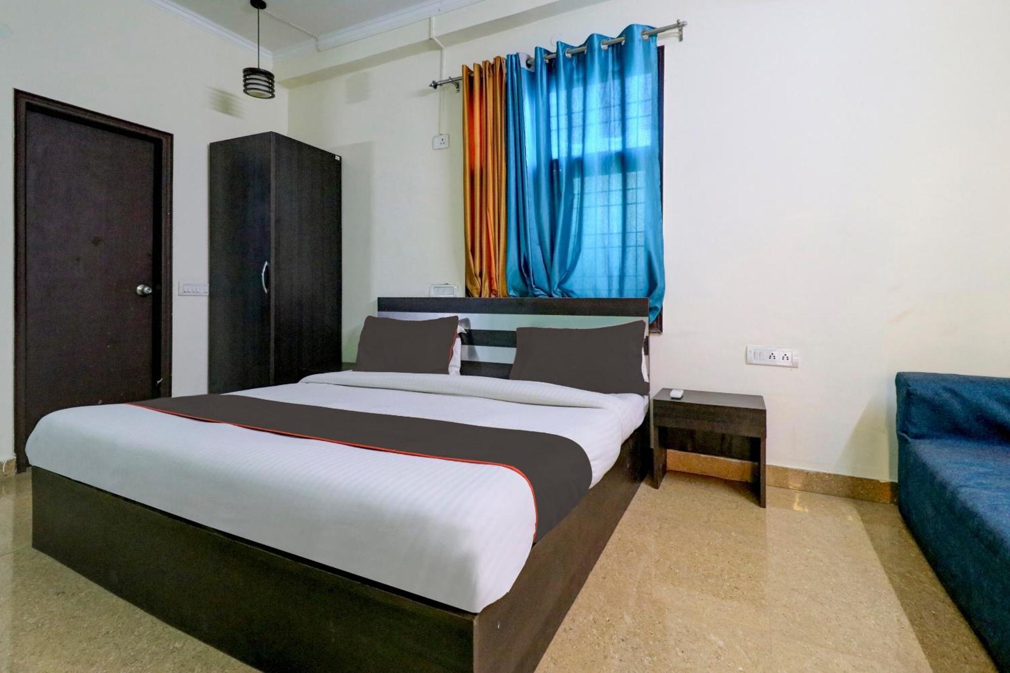 Hotel O Urban Wings New Delhi Exterior photo