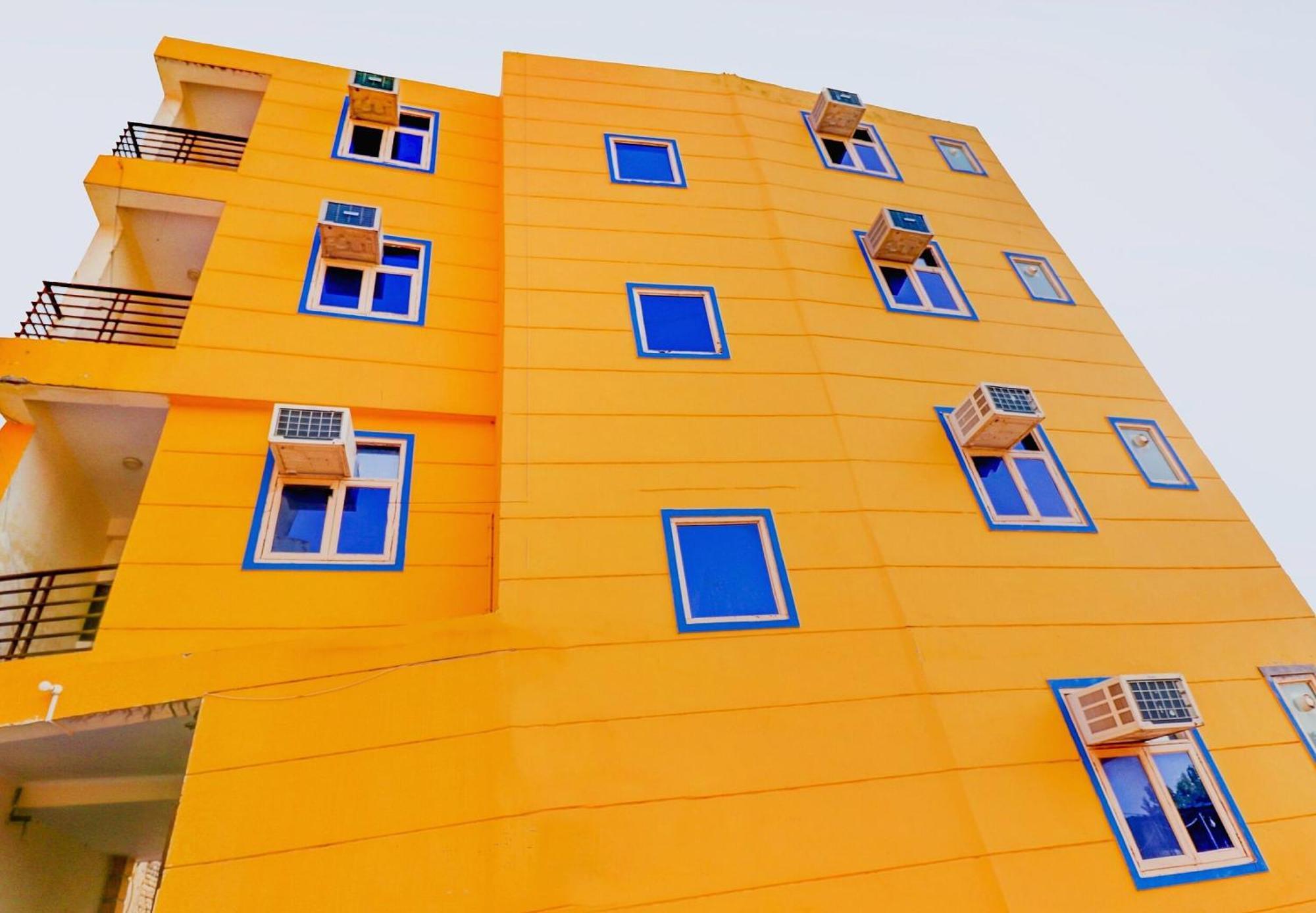 Hotel O Urban Wings New Delhi Exterior photo