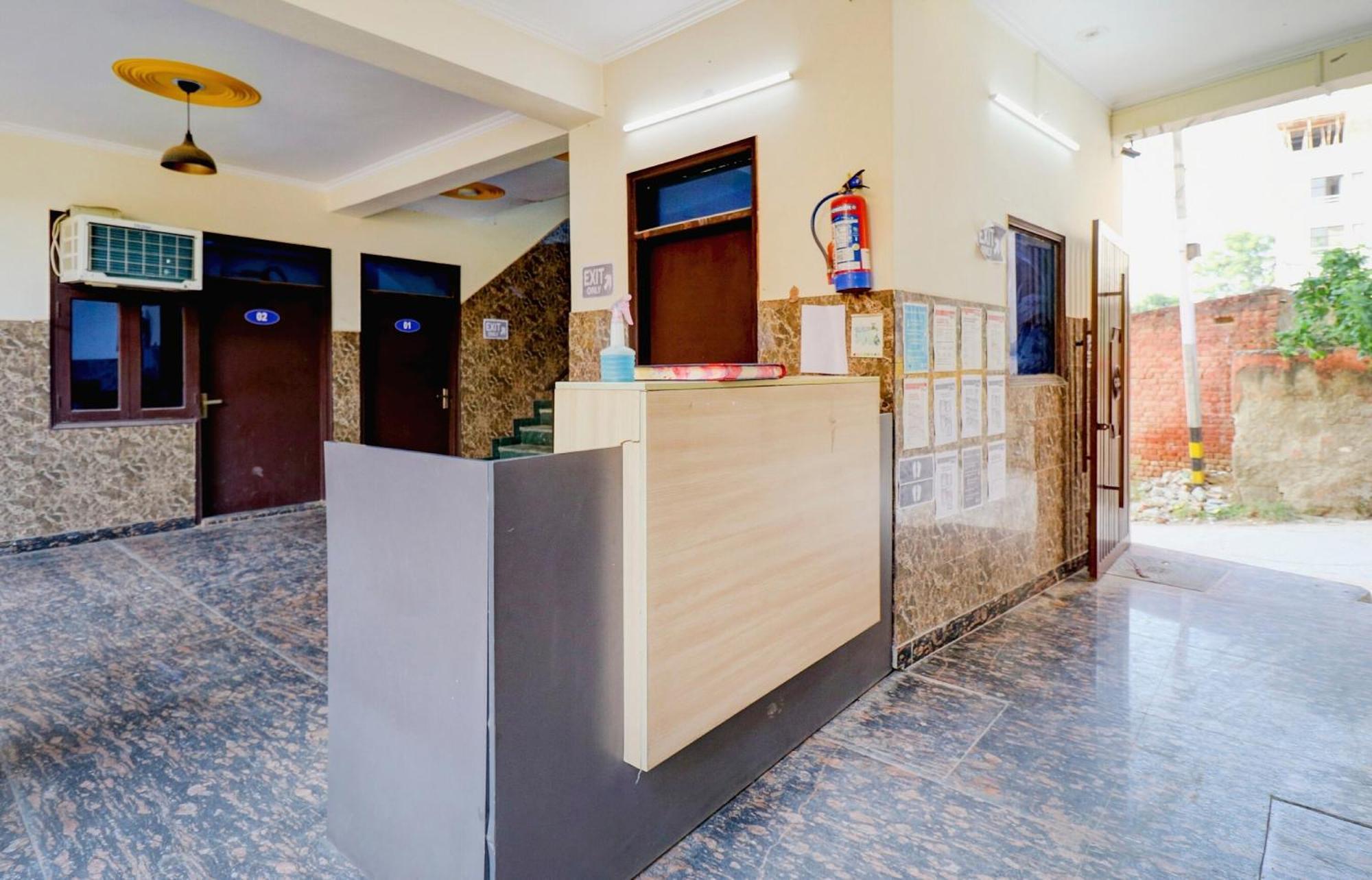 Hotel O Urban Wings New Delhi Exterior photo